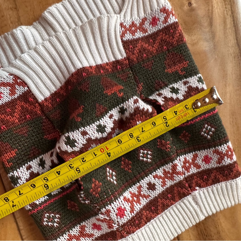 NWOT “Foxy” Pattern Small Dog Sweater - Red and White - Picture 8 of 9